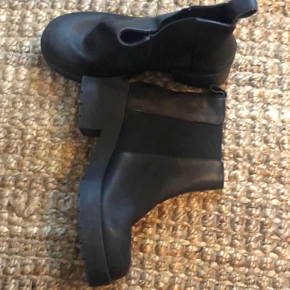 Steve Madden chunky boots
